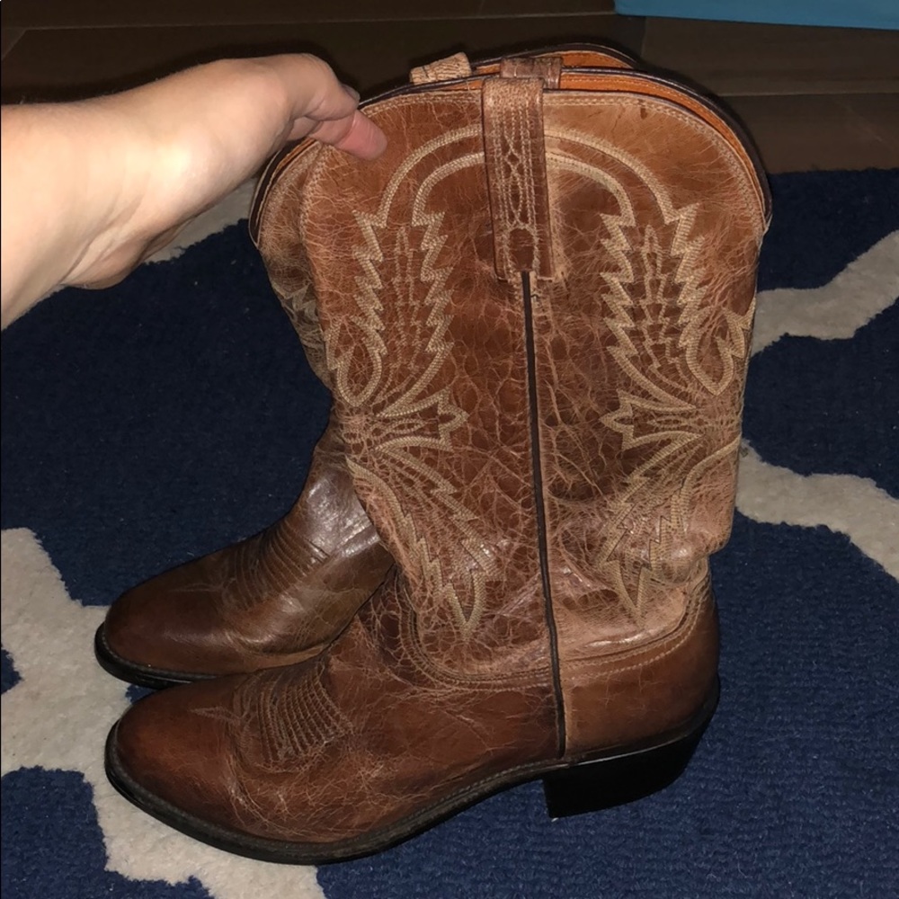 ❤️Boots❤️ - Picture 2 of 4